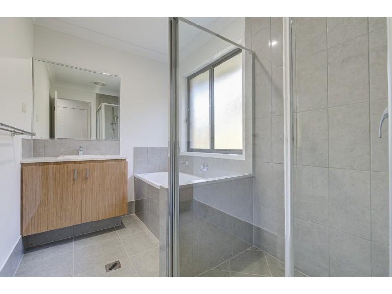 43 Innsbruck Way, Bahrs Scrub QLD 4207