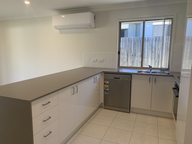 9 Flowers Drive, Coomera QLD 4209