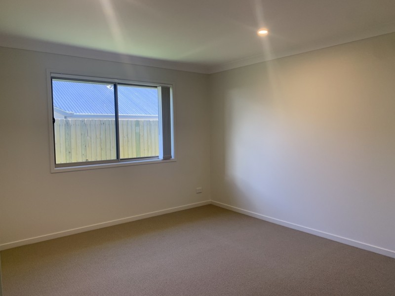 9 Flowers Drive, Coomera QLD 4209