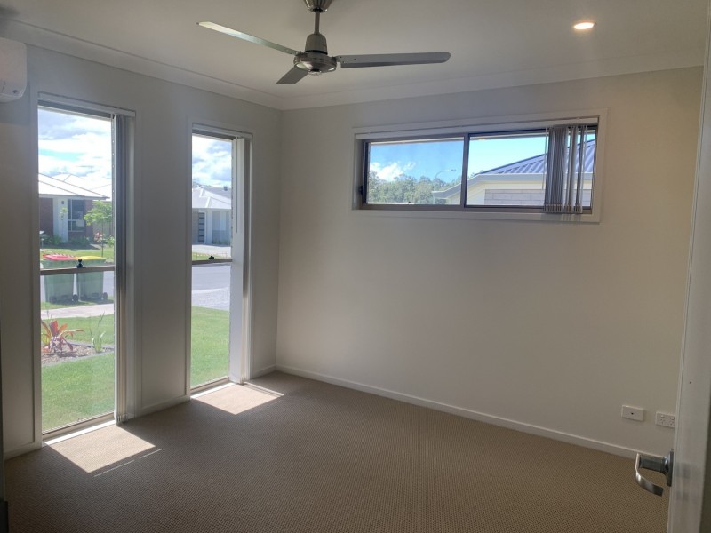 9 Flowers Drive, Coomera QLD 4209