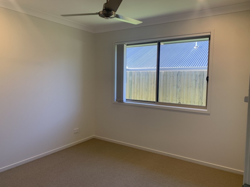 9 Flowers Drive, Coomera QLD 4209