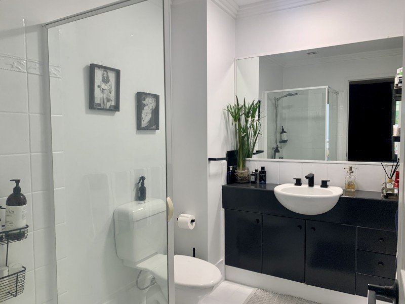 4/31 Chester Terrace, Southport QLD 4215