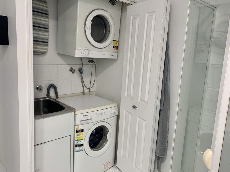 4/31 Chester Terrace, Southport QLD 4215