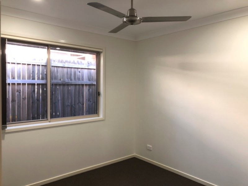 5 Milbrook Crescent, Pimpama QLD 4209