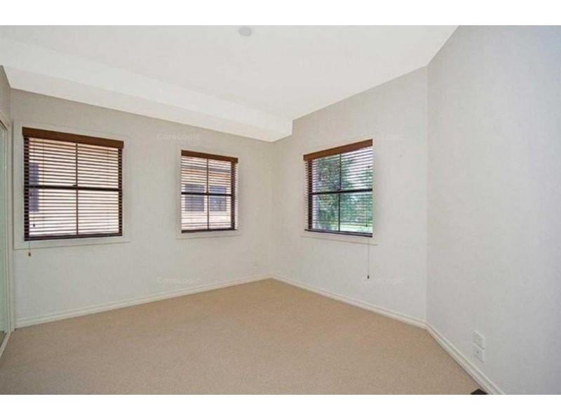 3207 Palladian Drive, Hope Island QLD 4212