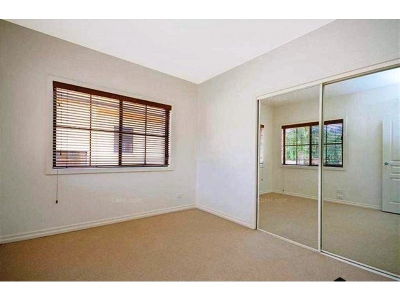 3207 Palladian Drive, Hope Island QLD 4212