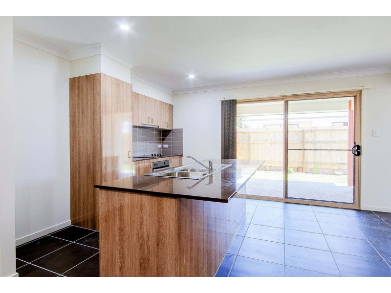 36 Clermont Street, Holmview QLD 4207