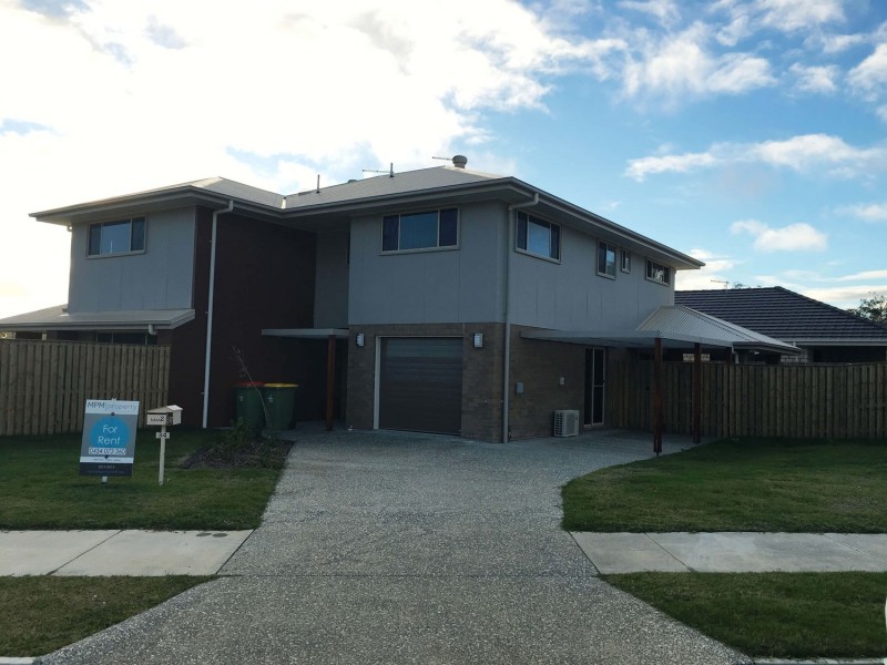 2/34 Garden Road, Coomera QLD 4209