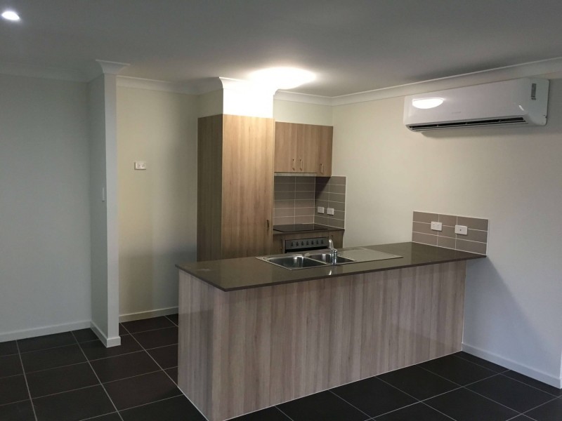 2/34 Garden Road, Coomera QLD 4209