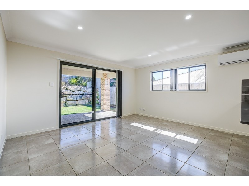 9 Geoffrey Miller Avenue, Pimpama QLD 4209