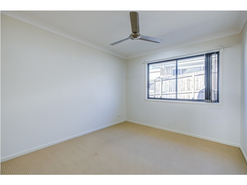 9 Geoffrey Miller Avenue, Pimpama QLD 4209