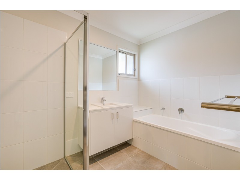 40 Innsbruck Way, Bahrs Scrub QLD 4207