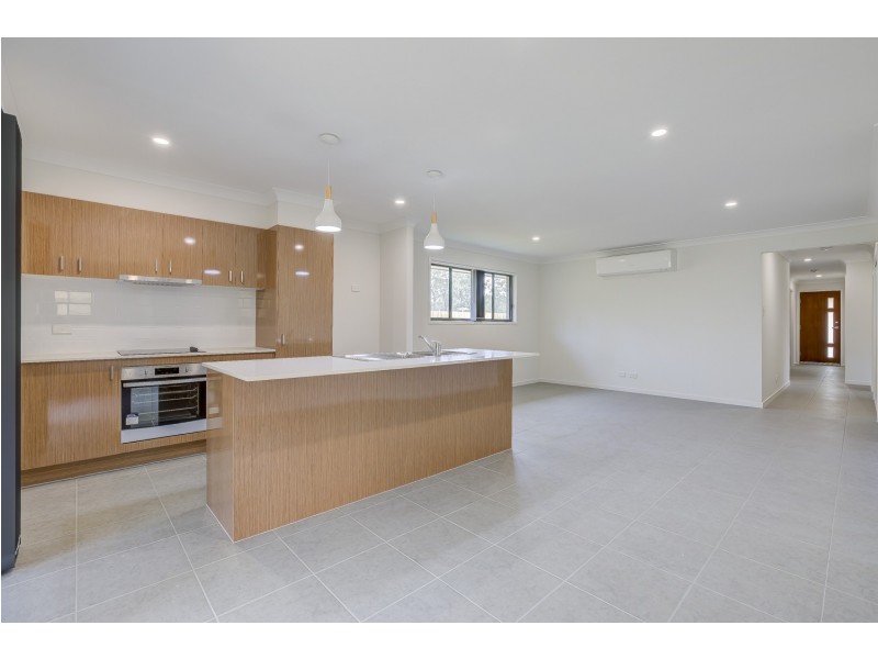 48 Innsbruck Way, Bahrs Scrub QLD 4207