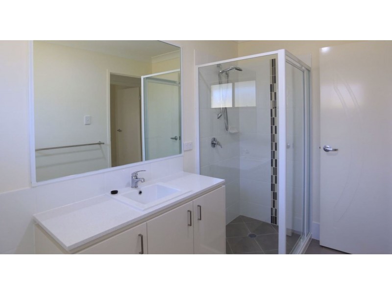 70 Brookfield Street, Pimpama QLD 4209