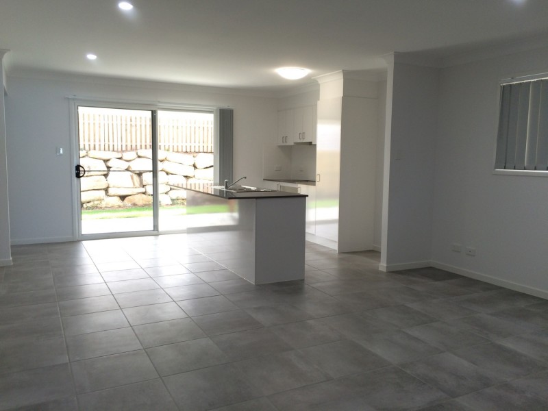 3 Macarthur Street, Pimpama QLD 4209