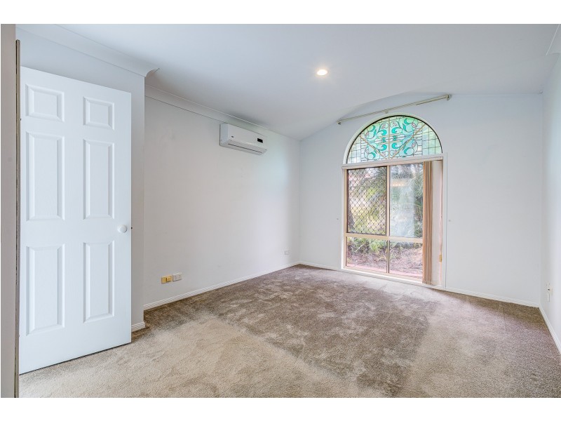 129 Henry Cotton Drive, Parkwood QLD 4214