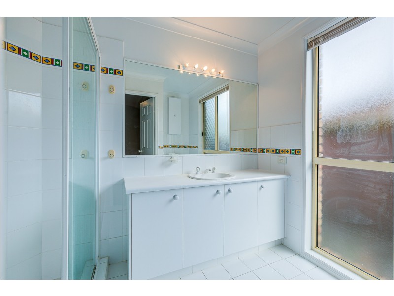 129 Henry Cotton Drive, Parkwood QLD 4214