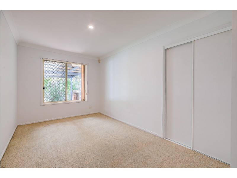 129 Henry Cotton Drive, Parkwood QLD 4214