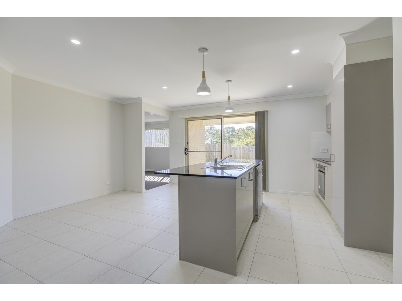 27 Innsbruck Way, Bahrs Scrub QLD 4207