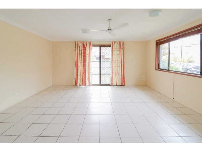 1/7 Victor Avenue, Paradise Point QLD 4216