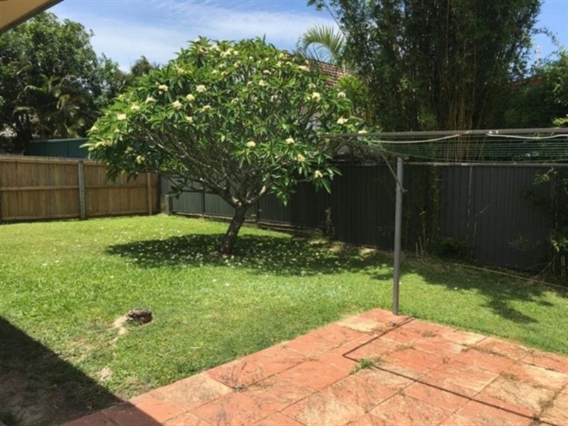 2/28 Gardiners Place, Southport QLD 4215