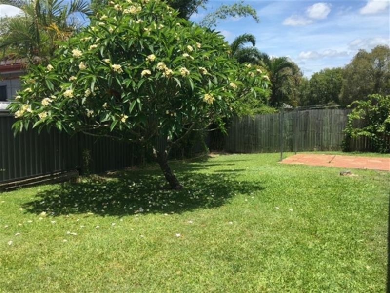 2/28 Gardiners Place, Southport QLD 4215