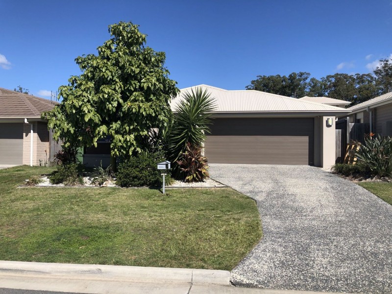 17 Percy Earl Crescent, Pimpama QLD 4209