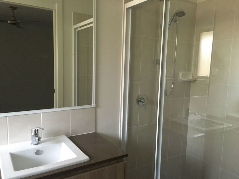 17 Percy Earl Crescent, Pimpama QLD 4209