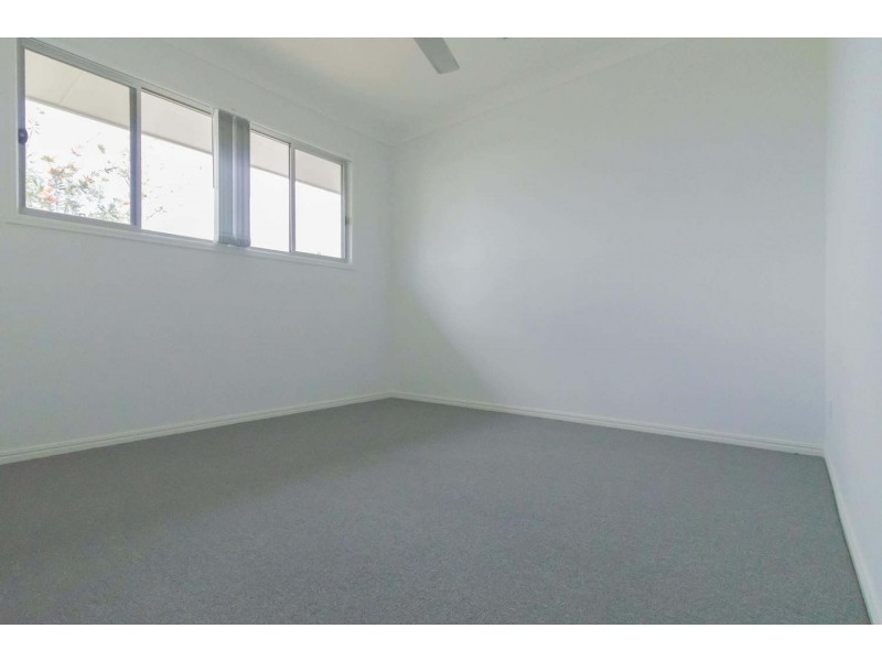 15 Damian Leeding Way, Upper Coomera QLD 4209