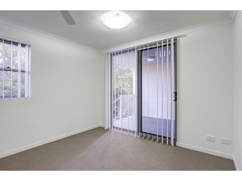 5/14-16 Proud Street, Labrador QLD 4215