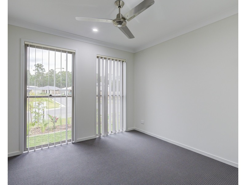 8 Marshall Circuit, Coomera QLD 4209