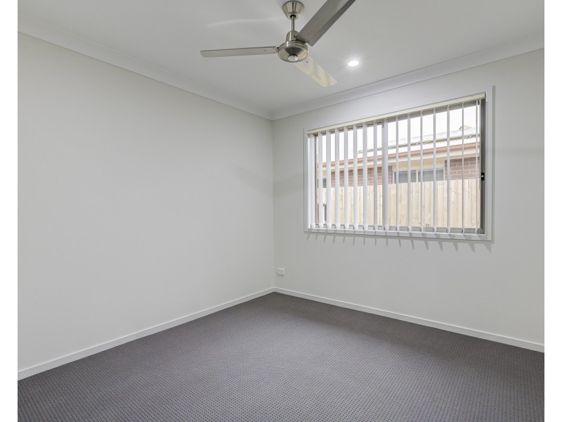 8 Marshall Circuit, Coomera QLD 4209