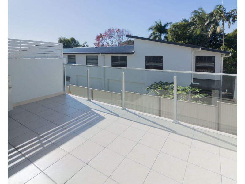 6/126 Eugaree Street, Southport QLD 4215