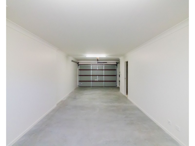 6/126 Eugaree Street, Southport QLD 4215