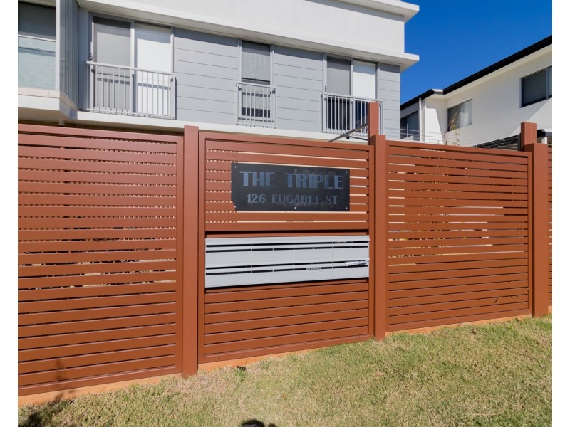 6/126 Eugaree Street, Southport QLD 4215
