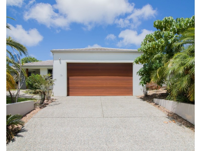 73 Coachwood Drive, Molendinar QLD 4214