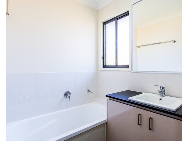 20 Dysart Drive, Holmview QLD 4207