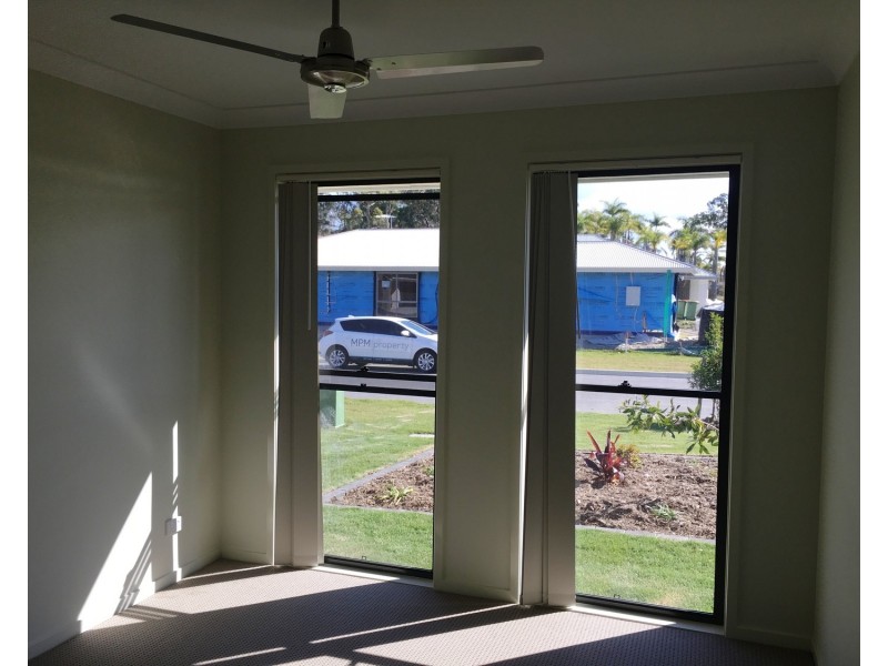 7 Sandalwood Street, Pimpama QLD 4209