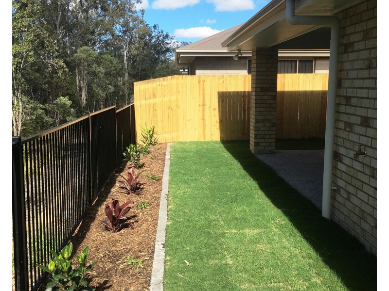 7 Sandalwood Street, Pimpama QLD 4209