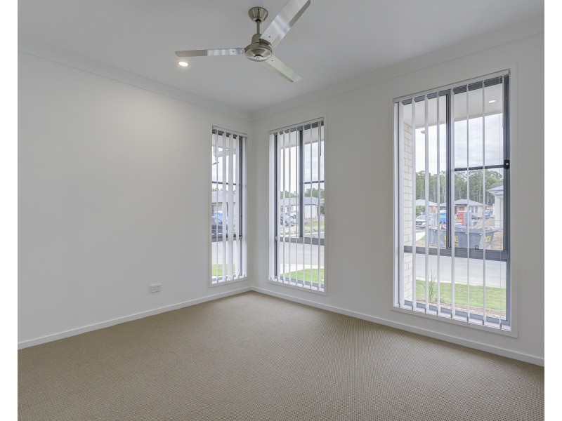 1 Roebuck Street, Coomera QLD 4209