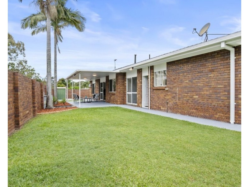2 Loxton Court, Helensvale QLD 4212