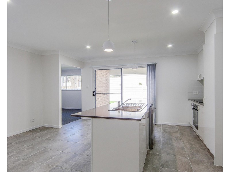 18 Clermont Street, Holmview QLD 4207