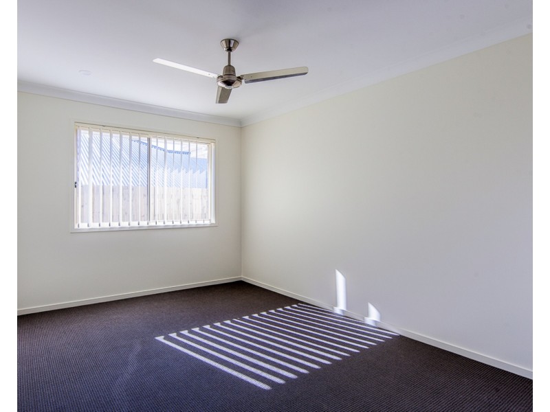 15 Chapman Street, Pimpama QLD 4209