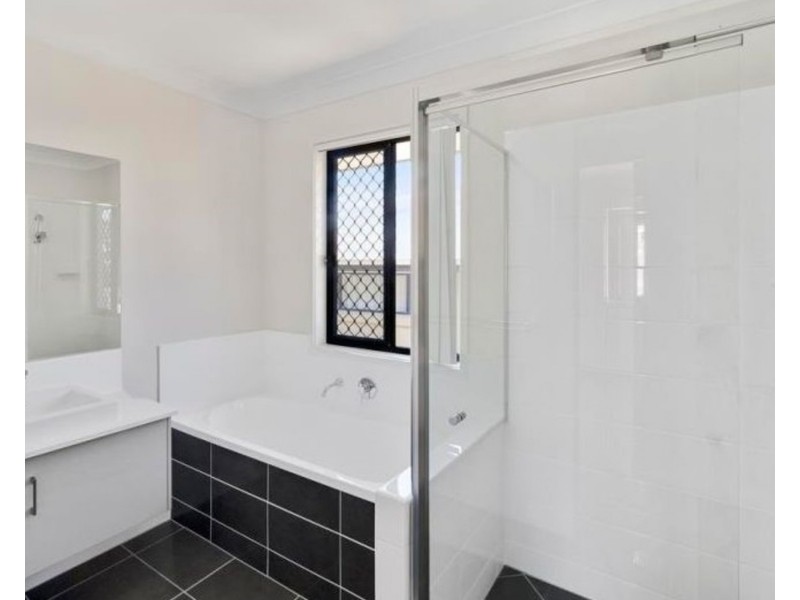 52 Synergy Drive, Coomera QLD 4209