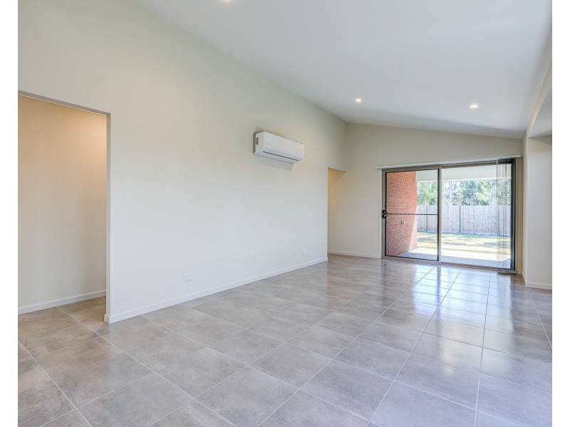 15 Angus Court, Park Ridge QLD 4125