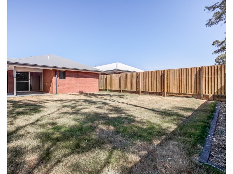 15 Angus Court, Park Ridge QLD 4125