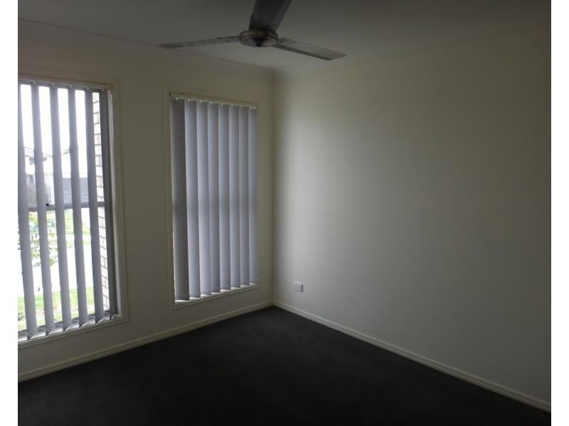 11 Hasemann Crescent, Upper Coomera QLD 4209