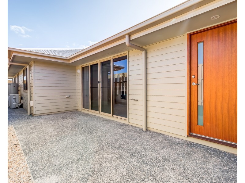 2/19 Merino Street, Park Ridge QLD 4125