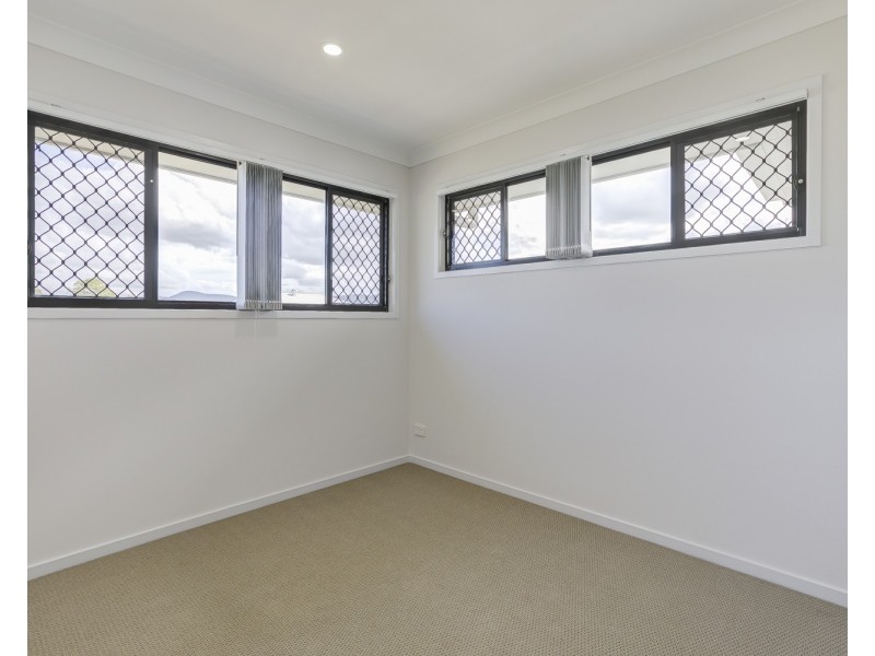 1 Macarthur Street, Pimpama QLD 4209