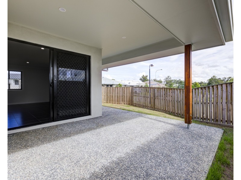 1 Macarthur Street, Pimpama QLD 4209